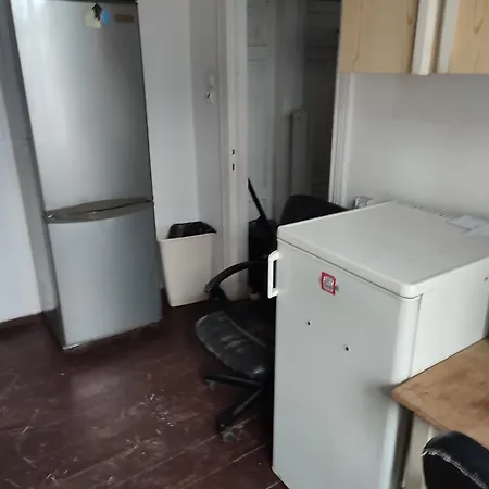 Privat bolig White House Okecie Cyprysowa 11 *